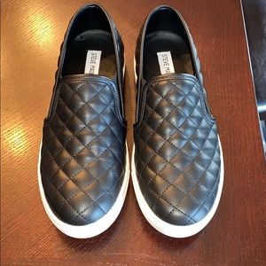 Women’s Steve Madden Quilted Slip On Sneaker